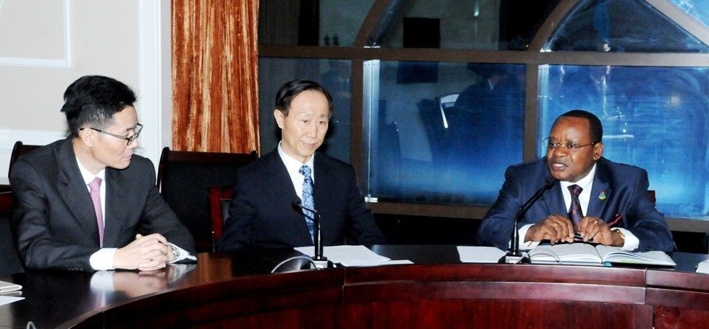 Trascendental sesión de trabajo con la delegación china