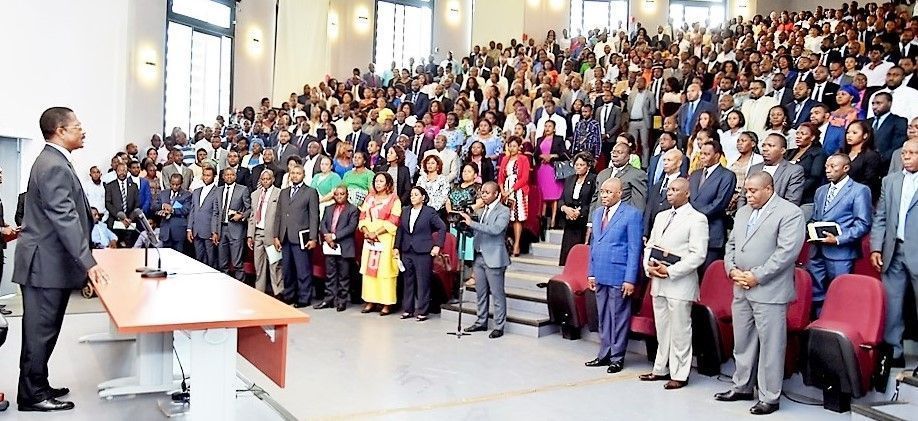 Gran encuentro del Primer Ministro con el cuerpo de funcionarios
