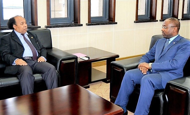 Reunión entre el Ministro de Exteriores y el Embajador de Venezuela