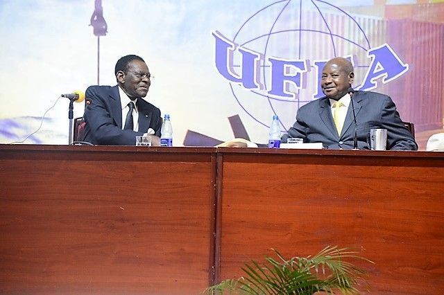 El Presidente explica la experiencia de Guinea Ecuatorial en la explotación petrolífera durante la Convención de Petróleo y Gas