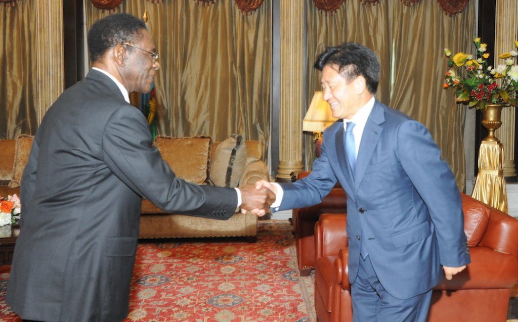 Audiencia del Presidente con el Embajador de la República Popular China
