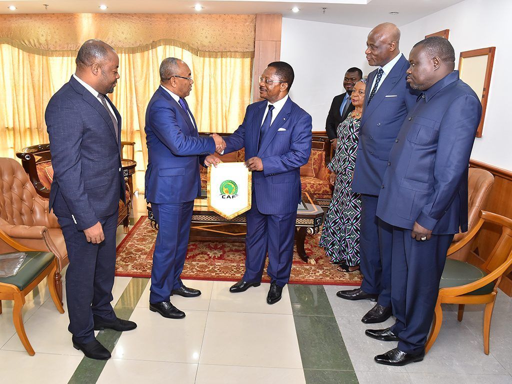 El Presidente de la CAF visita al Primer Ministro