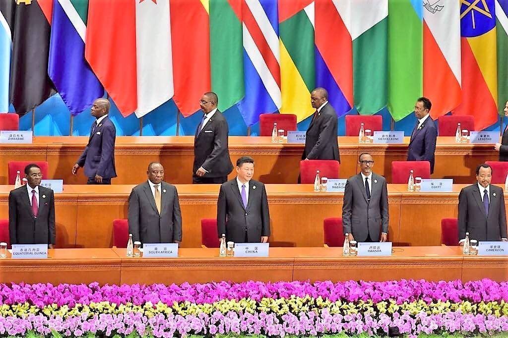 El Jefe de Estado asiste a la apertura del Foro sobre Cooperación China-África