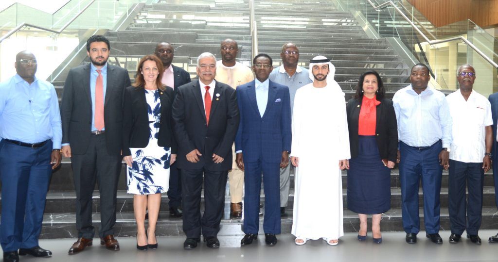 El Presidente de la República visita la Universidad Amity de Dubái