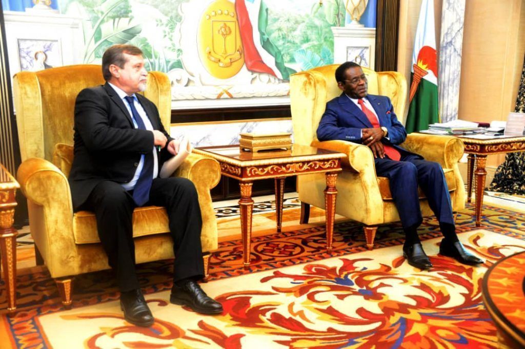 El Presidente recibe al Embajador de la Federación de Rusia