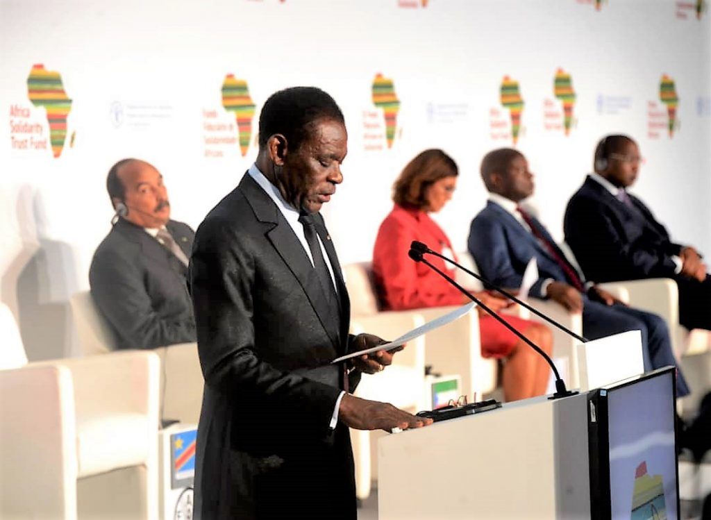 El Presidente dirige la Mesa Redonda del Fondo Fiduciario Africano