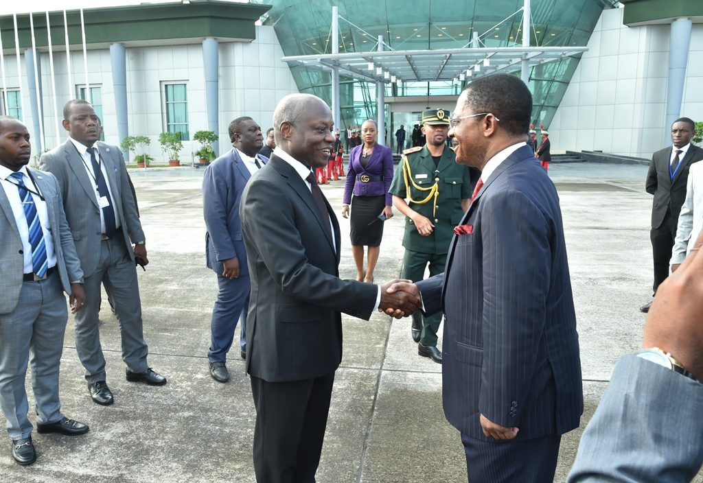 El Primer Ministro despide a los Presidentes de Guinea Bissau y Mauritania