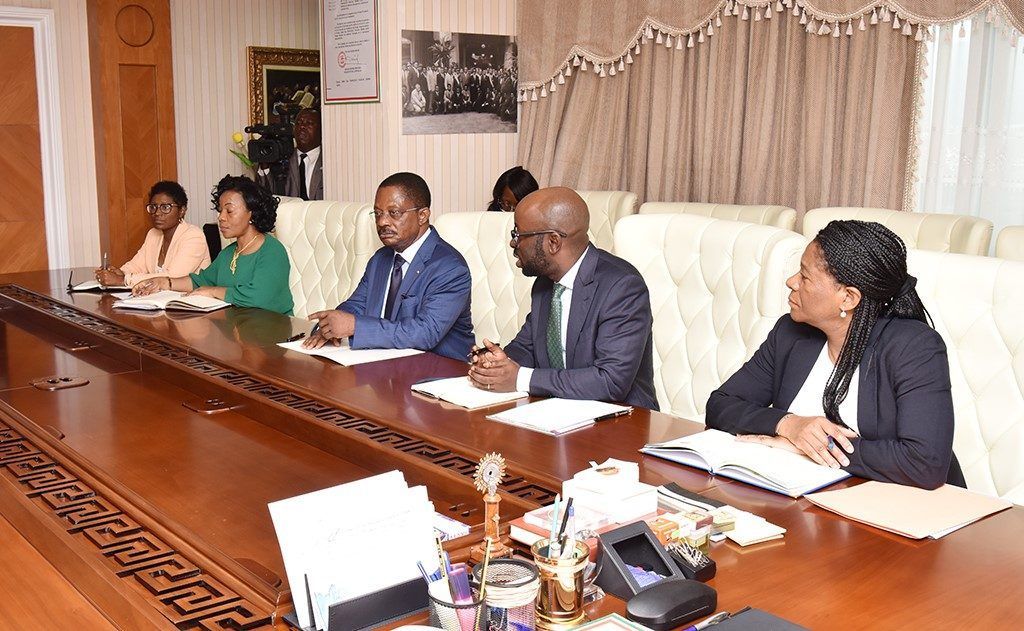 Encuentro del Primer Ministro con una delegación del FMI