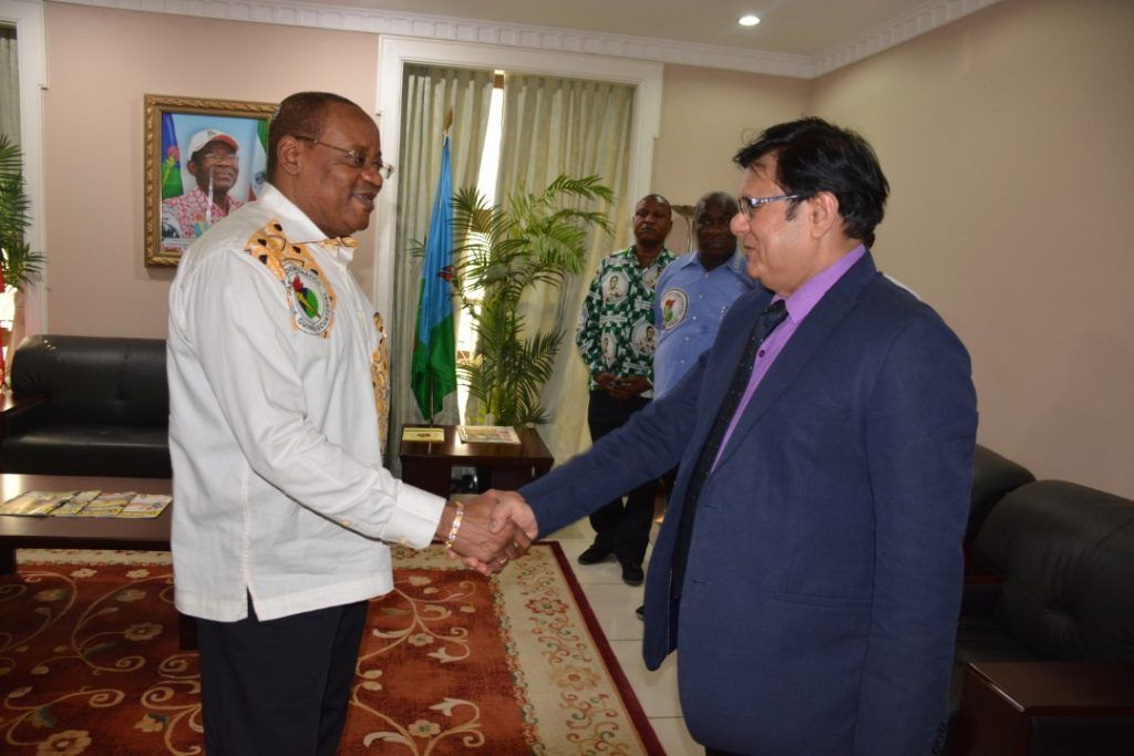 Audiencias del Secretario General con los Embajadores de Angola y La India