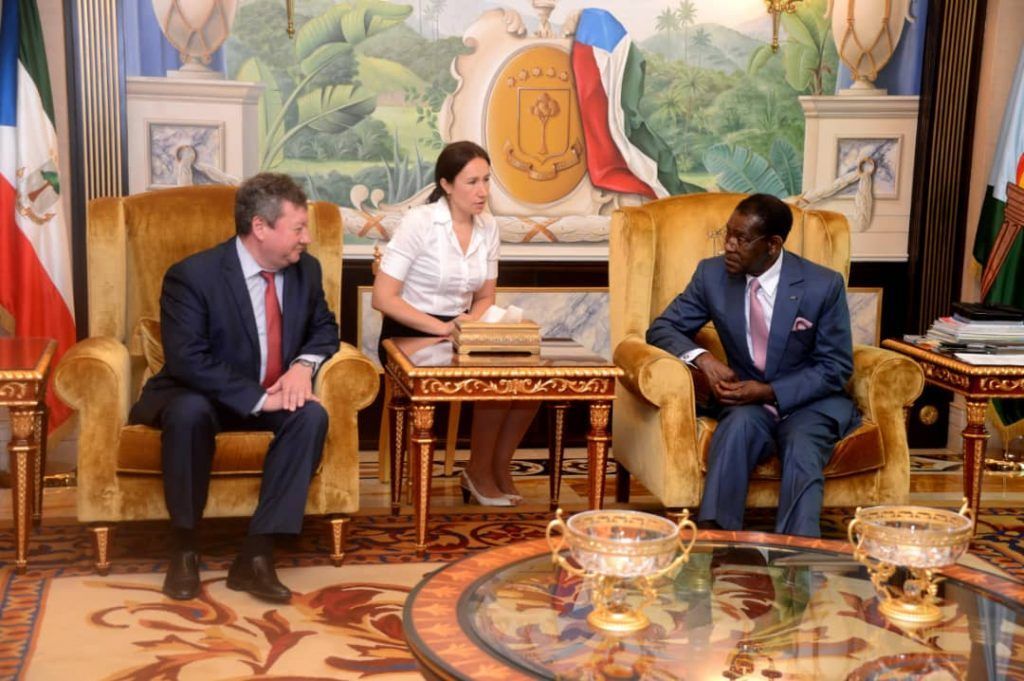 Encuentro del Presidente de la República con una delegación de técnicos militares rusos