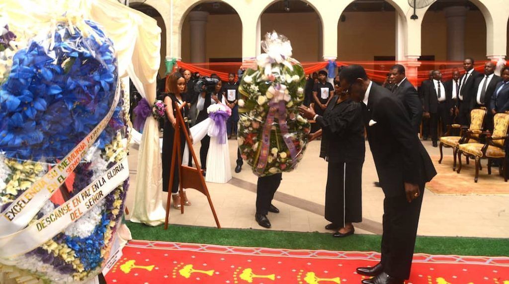 El Presidente de la República rinde homenaje a María Cristina Dyombe Dyangani