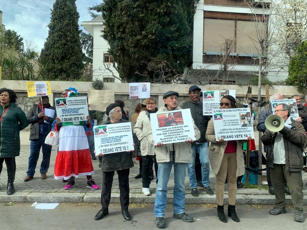 El bochornoso espectáculo de la oposición radical en Madrid
