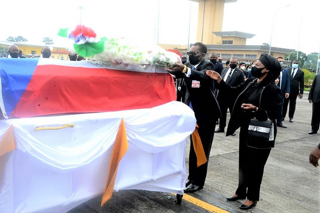 Ceremonia fúnebre de despedida al Excmo. Sr. D. Santiago Nsobeya