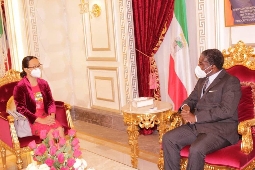 Reunión entre el Vicepresidente de la República y la Embajadora de China en Guinea Ecuatorial