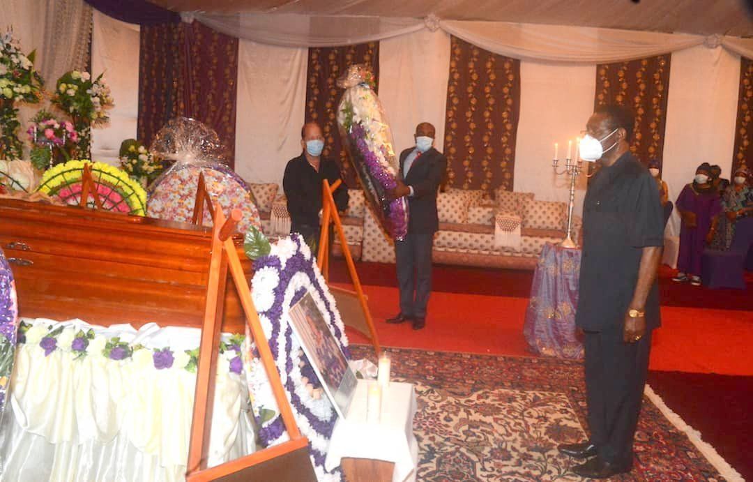 El Presidente Asiste A Los Funerales De Su Hermana Carmen Mbasogo 