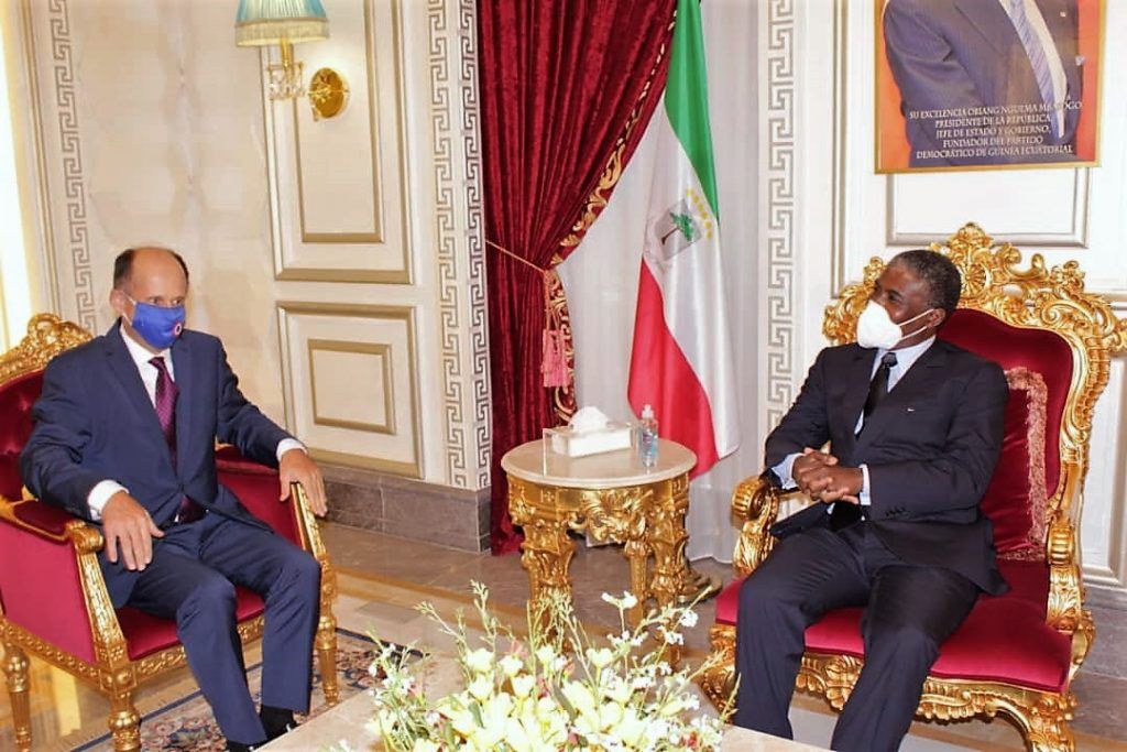 Guinea Ecuatorial y Francia doblan sus esfuerzos para luchar contra la piratería