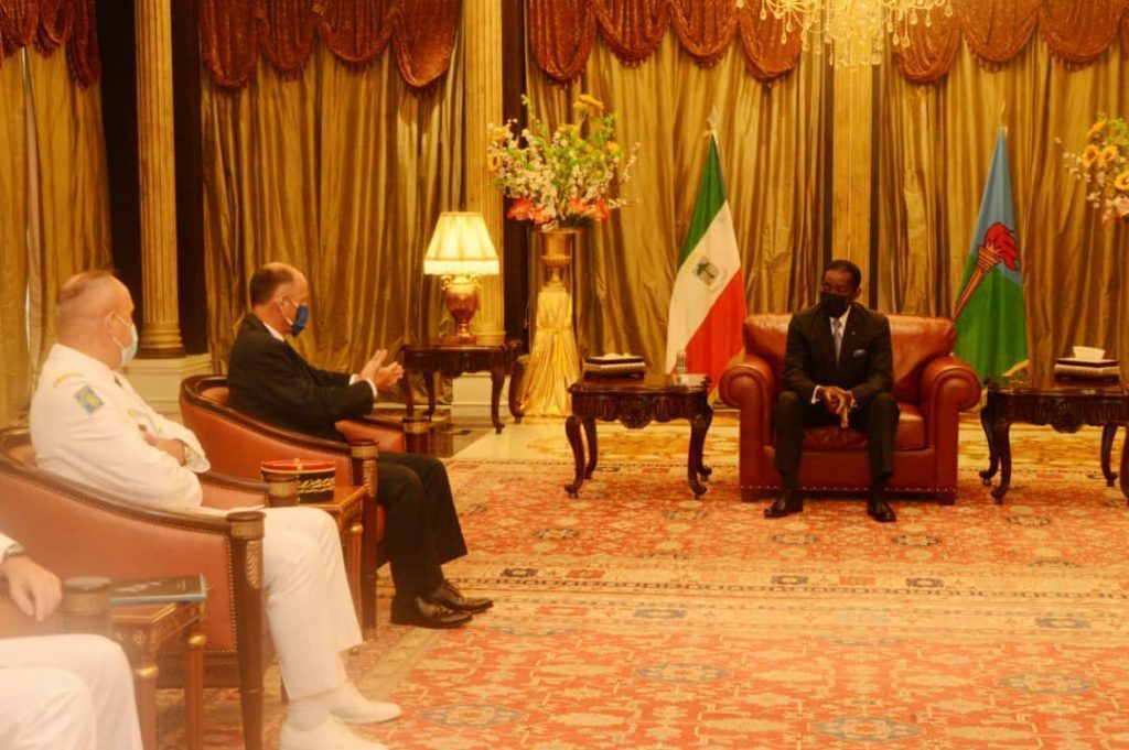Reunión del Presidente con una delegación francesa sobre temas de defensa