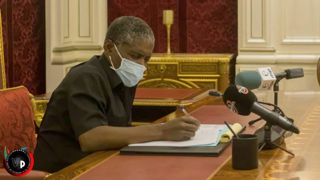 Reunión de Nguema Obiang Mangue con miembros del sector agrícola