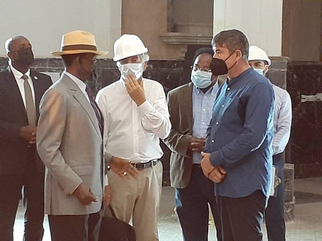Nueva visita del Jefe de Estado a la Catedral de Malabo