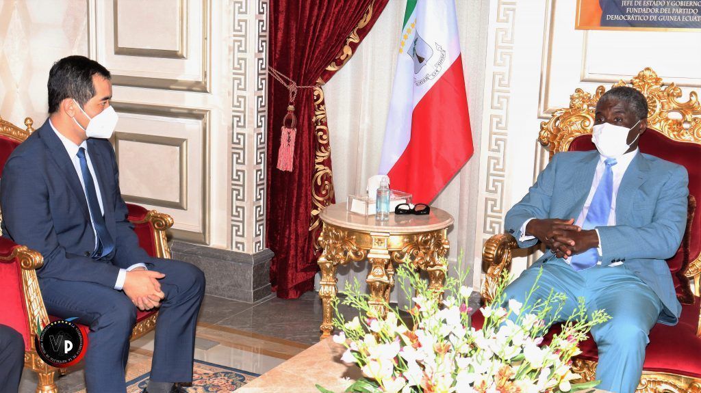 El gobierno chino desea donar a Guinea Ecuatorial más dosis de vacuna contra la COVID-19