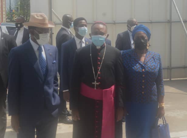 El Jefe de Estado visita la Catedral Metropolitana de Malabo