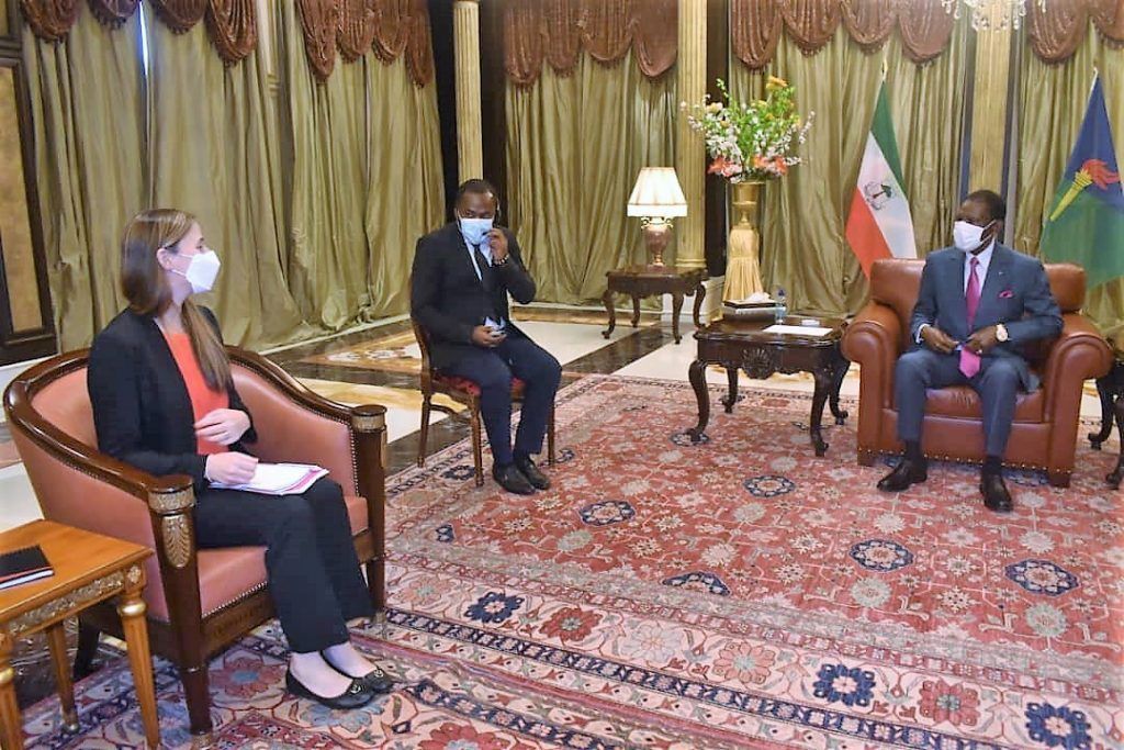 El Presidente recibe un mensaje de su homólogo de Angola y se reúne con una delegación del FMI