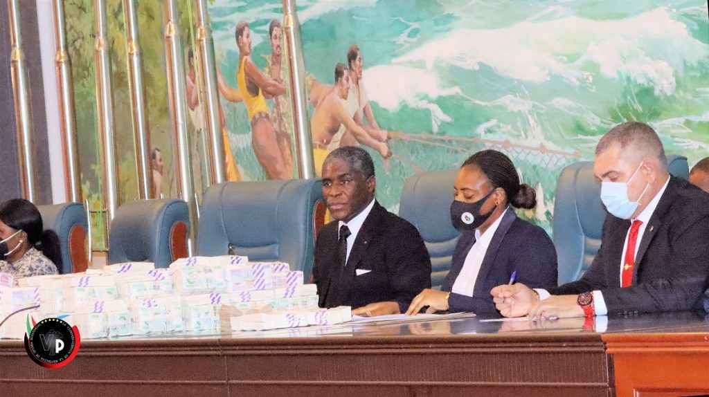 S. E. Nguema Obiang Mangue preside el acto de indemnizaciones a las víctimas del 7M