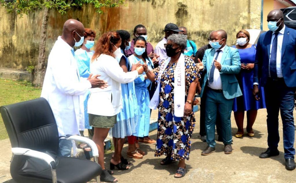 La Fundación Constancia Mangue Nsue Okomo dona mobiliario al Hospital Provincial de Mongomo
