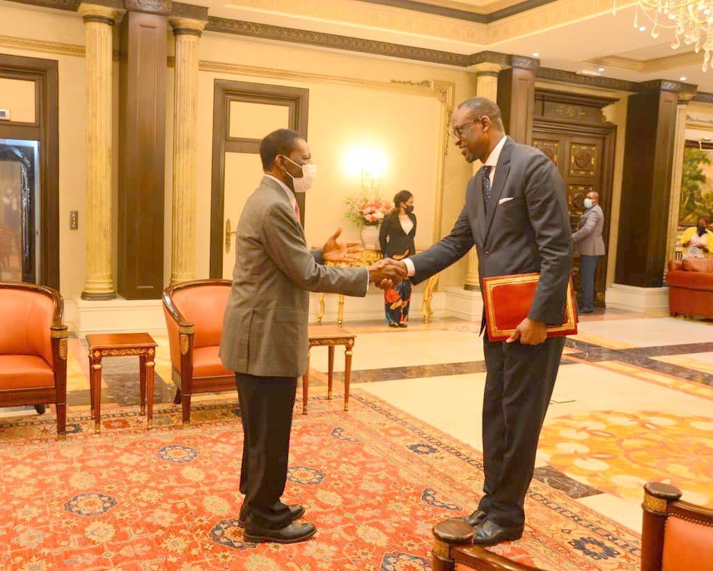 Audiencia presidencial con el enviado especial de Mali