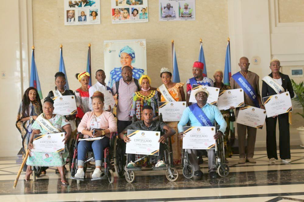 Entrega de premios Miss y Míster Inclusión y Tercera Edad