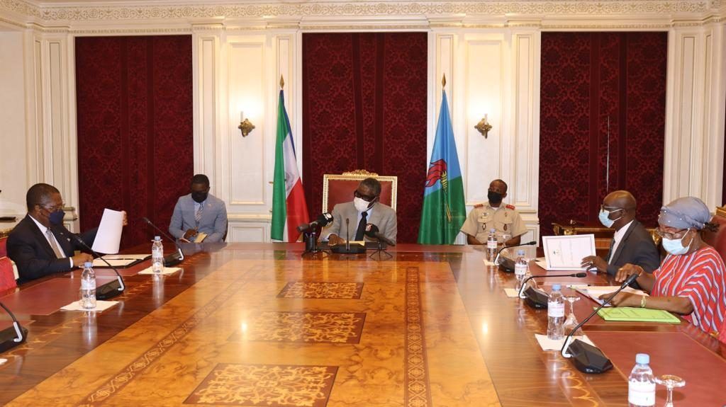 S.E. Nguema Obiang Mangue insiste en regularizar el comercio informal