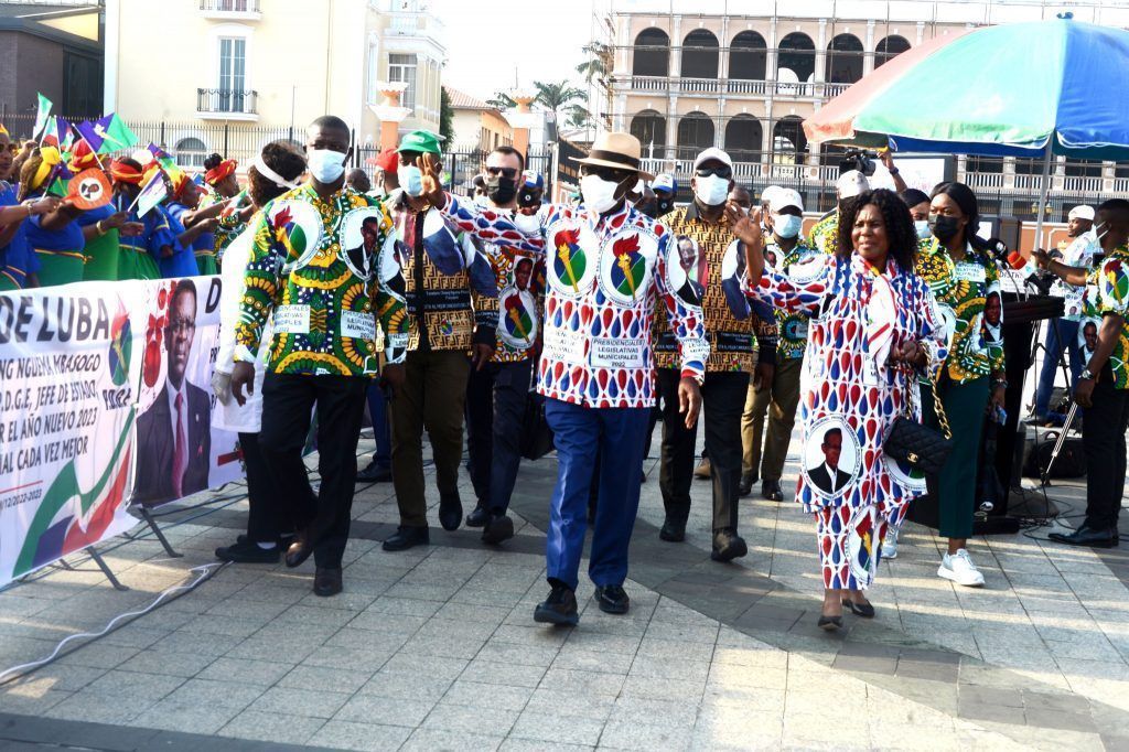 Tradicional manifestación de felicitación a la Pareja Presidencial