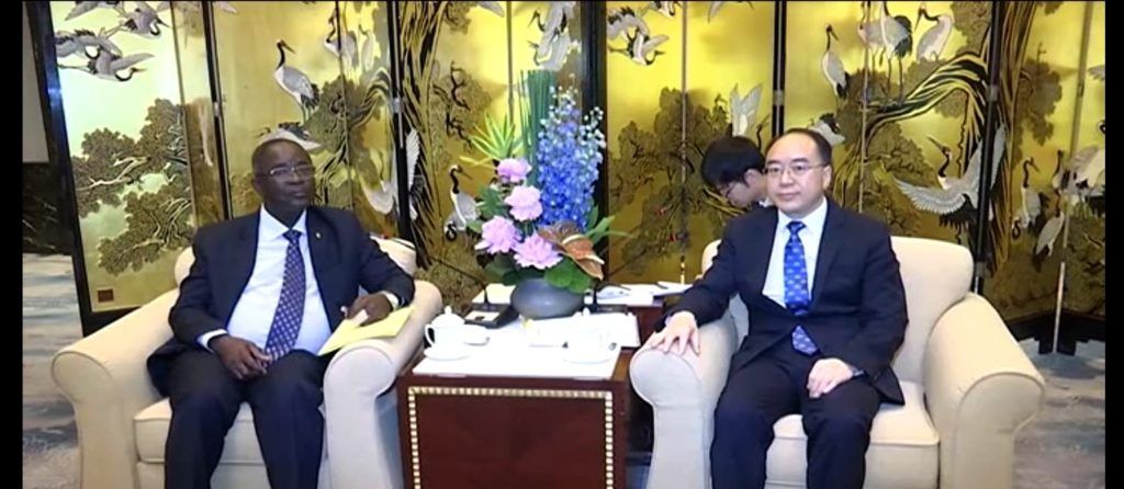 Reunión del Secretario General Adjunto Primero en Shanghai