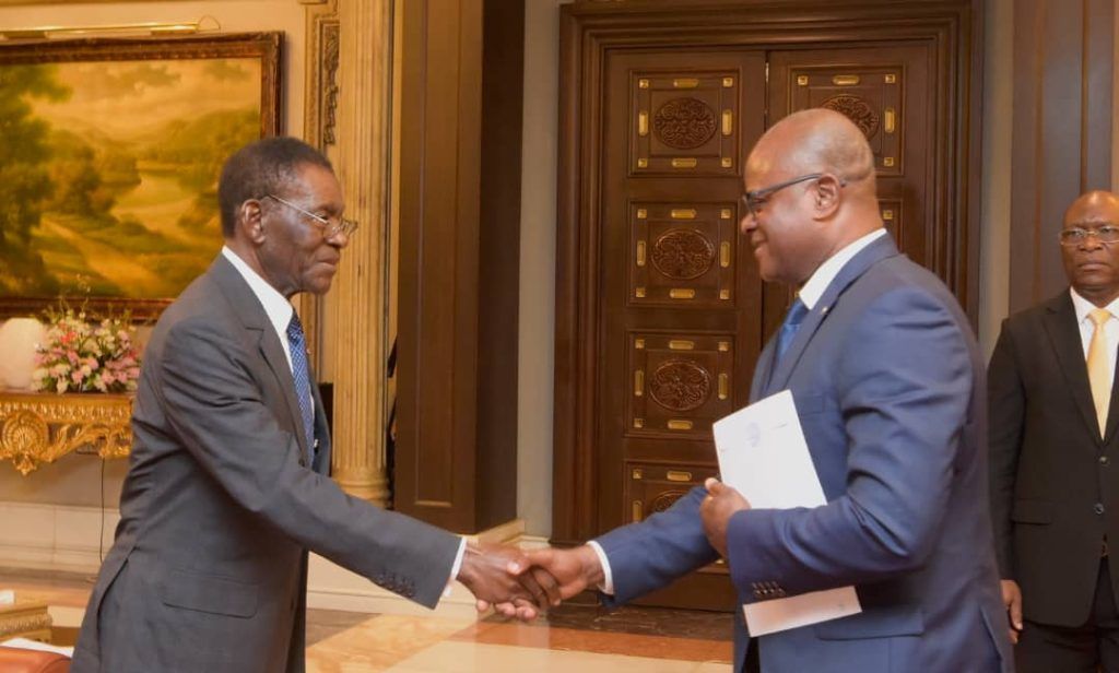 El Presidente recibe a enviados de Guinea Bissau, Sudáfrica y Gabón