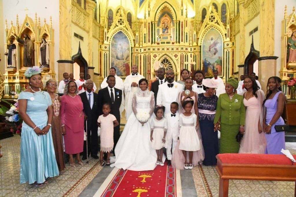 La Pareja Presidencial asiste a la boda de Salvador Ndong Nsue Mangue