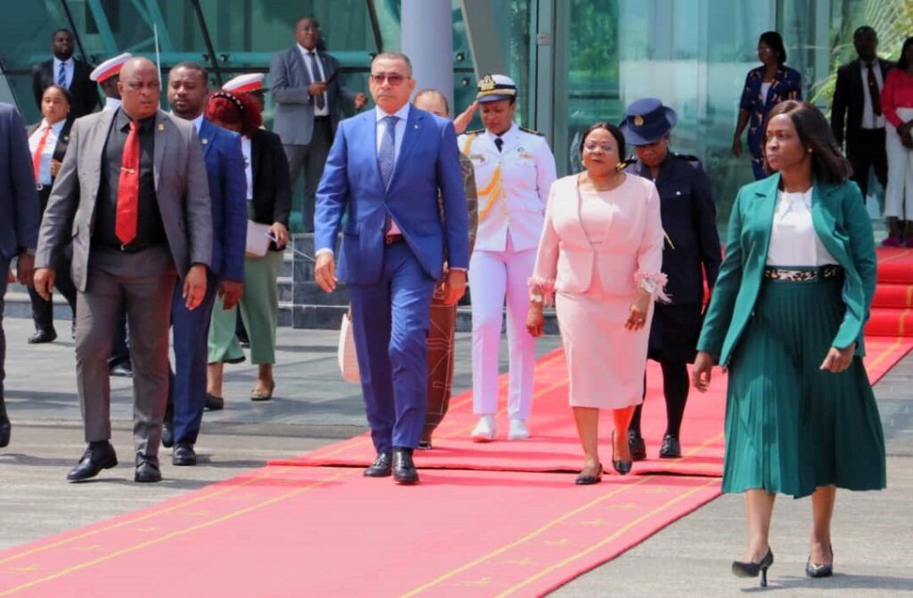 La Primera Ministra se despide del Presidente de Sao Tomé y Príncipe