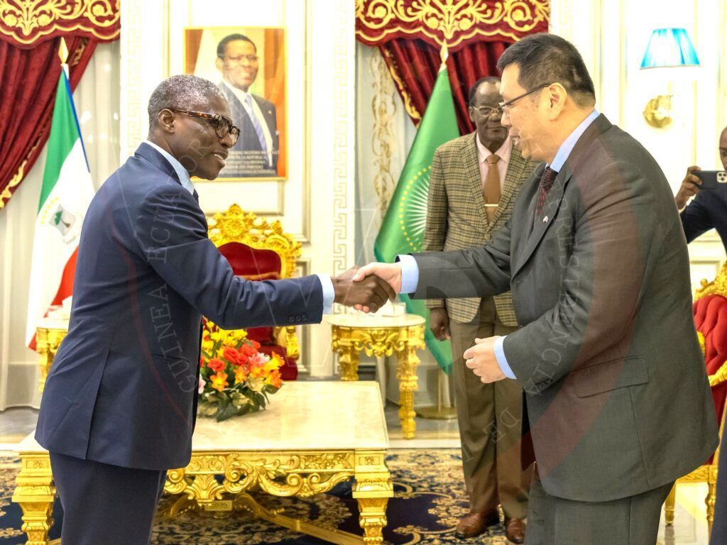 Guinea Ecuatorial y China analizan el estado de sus relaciones de cooperación