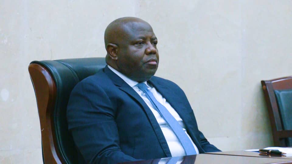 Manuel Osa Nsue preside varios actos de toma de posesión