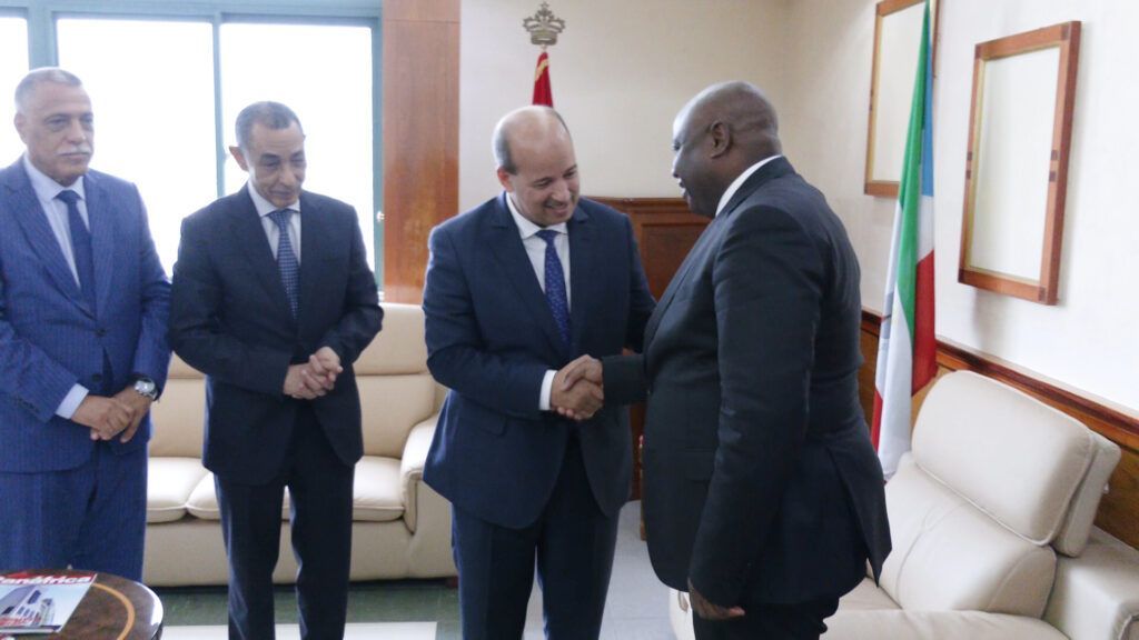 Manuel Osa Nsue se reúne con el Presidente de la Cámara de Consejeros de Marruecos