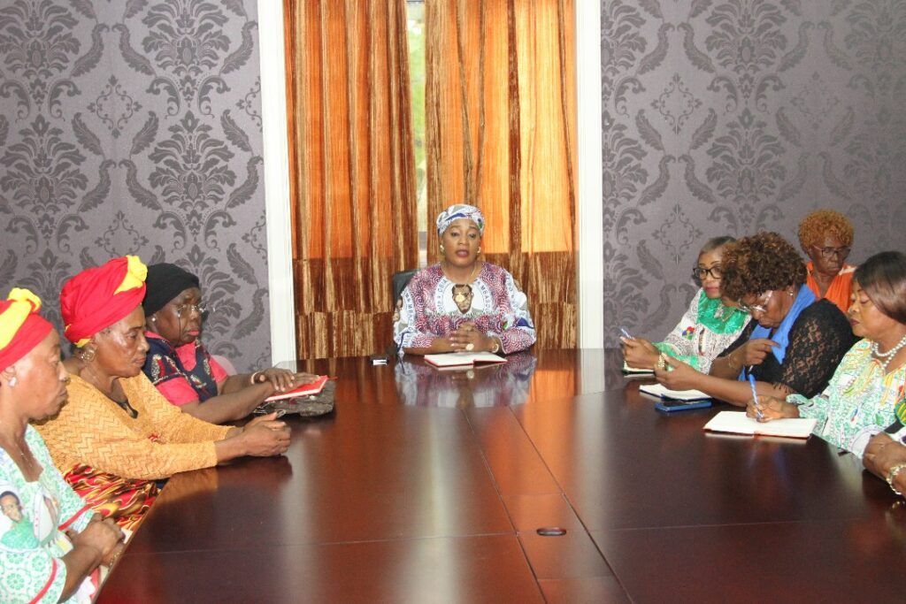 Reunión de Judith Nfono Ngomo con las Coordinadoras sectoriales de la OEMPDGE