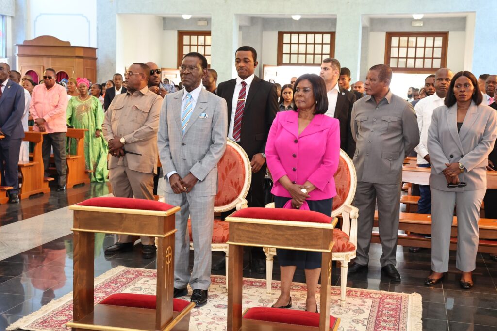 Ceremonia religiosa en Akuakam Esangui
