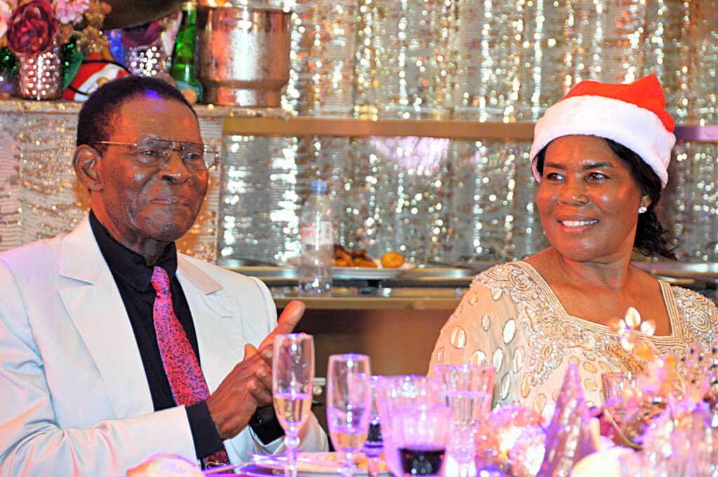 La Pareja Presidencial celebra la Nochebuena en Mongomo