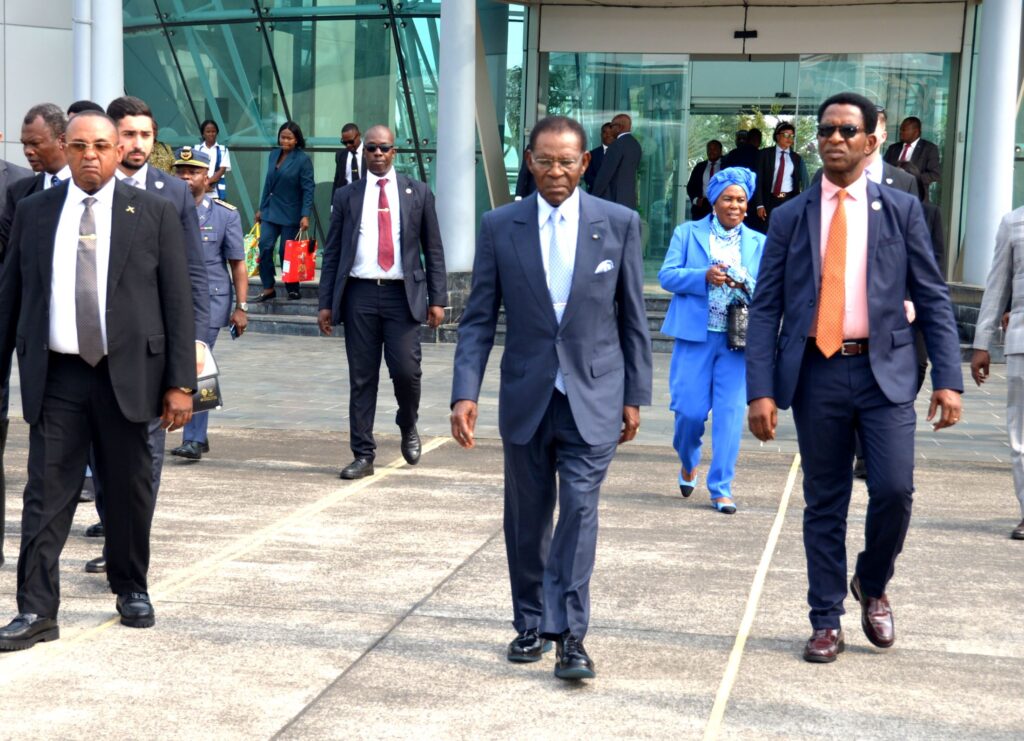 La Pareja Presidencial viaja a Angola en su primer viaje oficial de 2025