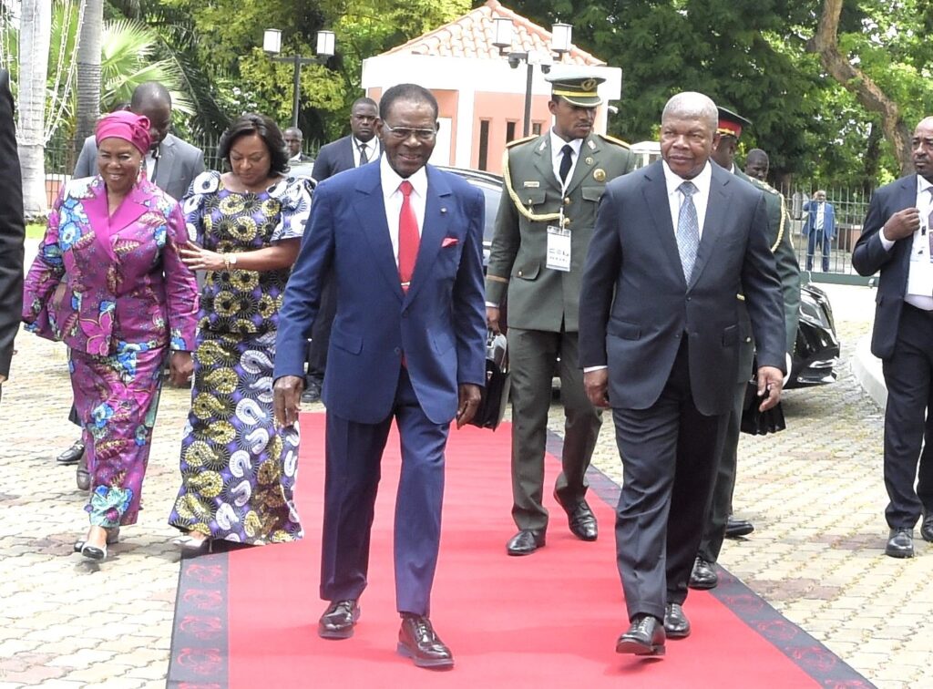 La Pareja Presidencial regresa de Angola tras la firma de nuevos acuerdos entre los dos países