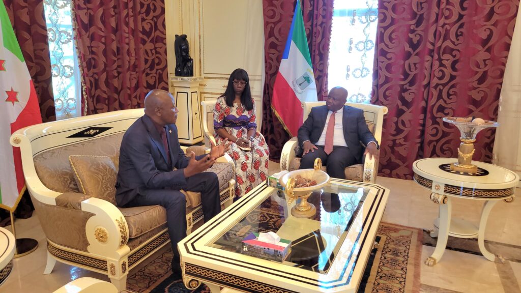 La delegación de Burundi llega a Malabo