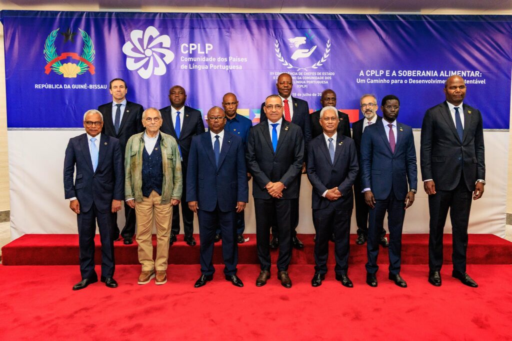 El Primer Ministro representa al Jefe de Estado en la XV Cumbre de la CPLP