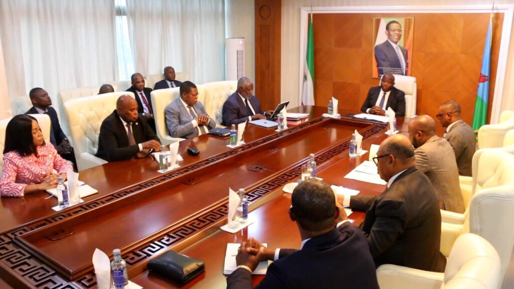 Manuel Osa Nsue preside dos reuniones clave para el desarrollo de Guinea Ecuatorial