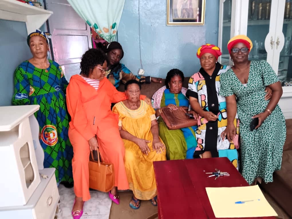 Coordinadoras de la OEMPDGE visitan a la H.M. Lourdes Obono