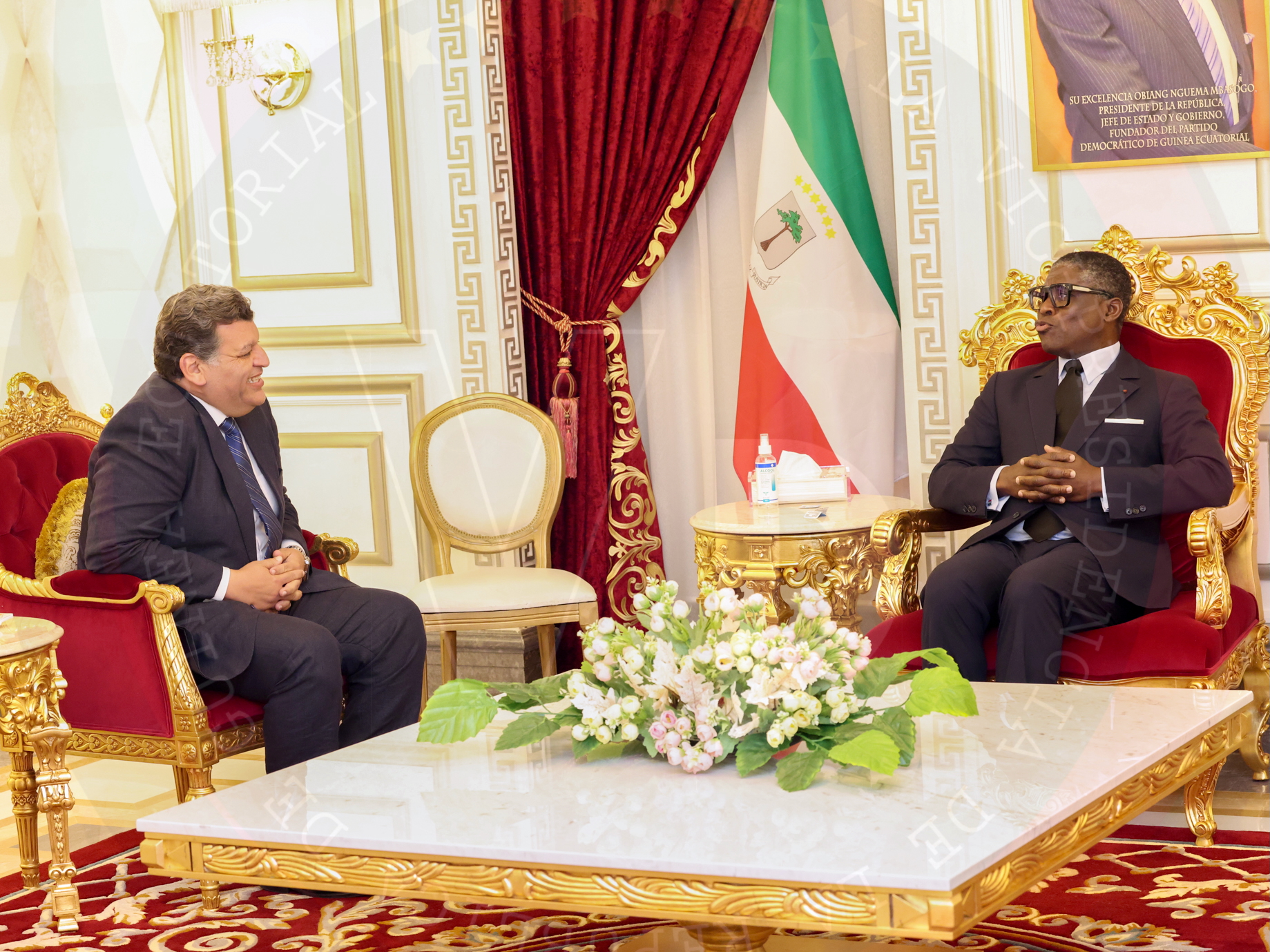 Nguema Obiang Mangue recibe una invitación para visitar el Museo Egipcio