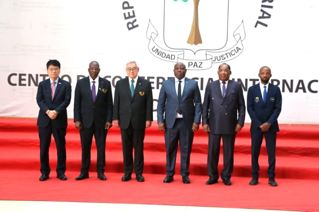 El máximo honor de Taekwondo para el Presidente de Guinea Ecuatorial